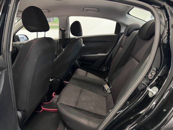 2020 Kia Rio IV Рестайлинг, чёрный, 1619000 рублей - вид 7