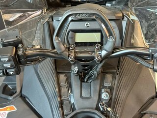 2026 BRP Lynx Commander 900, серый, 2560000 рублей, вид 4