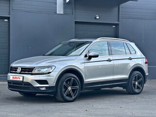 2020 Volkswagen Tiguan II, серый, 2450000 рублей, вид 1
