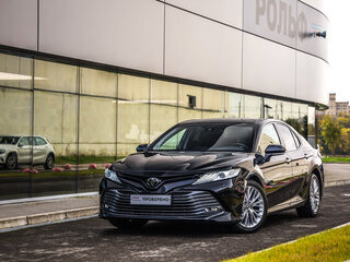 2019 Toyota Camry VIII (XV70), чёрный, 2578245 рублей, вид 1