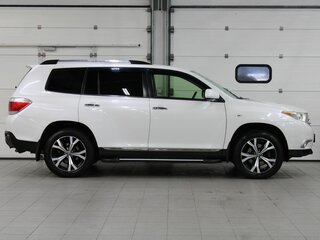 2012 Toyota Highlander II (XU40) Рестайлинг, белый, 1957000 рублей, вид 4
