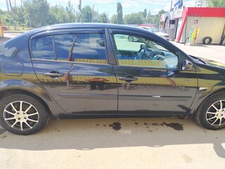 2007 Renault Megane II Рестайлинг, чёрный, 350000 рублей, вид 2