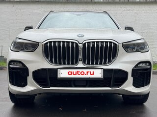 2019 BMW X5 40i IV (G05/G18), белый, 5700000 рублей, вид 2