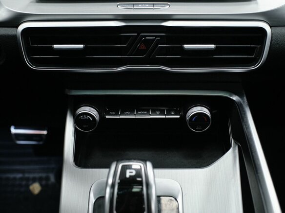 2021 Geely Coolray I, синий, 1576000 рублей - вид 17