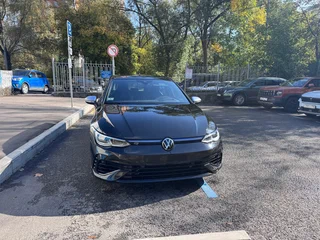 2024 Volkswagen Golf R VIII, чёрный, 5650000 рублей, вид 2