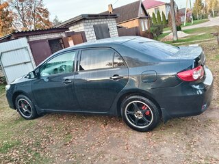 2010 Toyota Corolla X (E140, E150) Рестайлинг, чёрный, 700000 рублей, вид 5