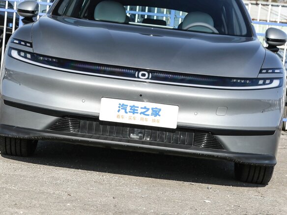 2026 Changan Qiyuan A06 28.39 kWh, серебристый, 2590000 рублей - вид 9
