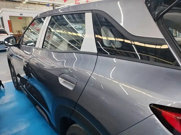 2026 BYD Yuan Up 45.12 kWh, серый, 1750999 рублей - вид 8