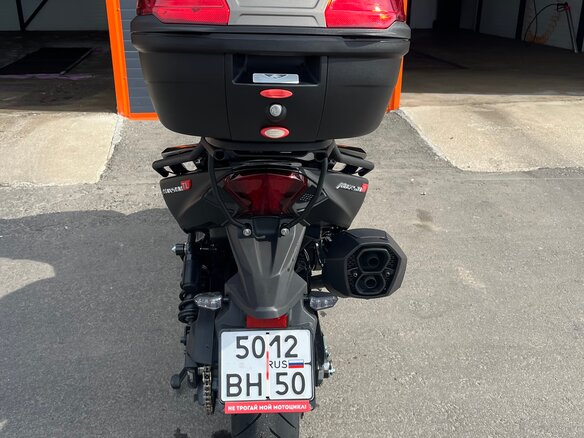 2023 Sym Maxsym TL 500, чёрный - вид 4