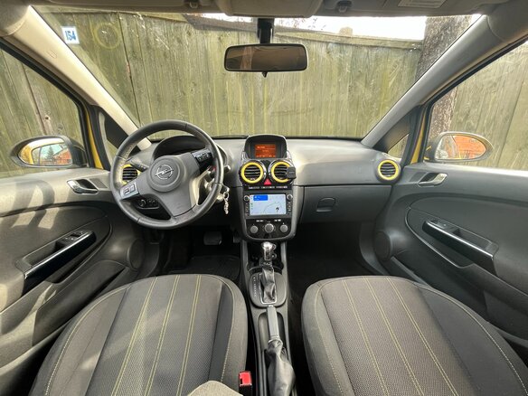 2012 Opel Corsa D Рестайлинг II, жёлтый, 740000 рублей - вид 4