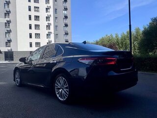 2019 Toyota Camry VIII (XV70), синий, 3070000 рублей, вид 1