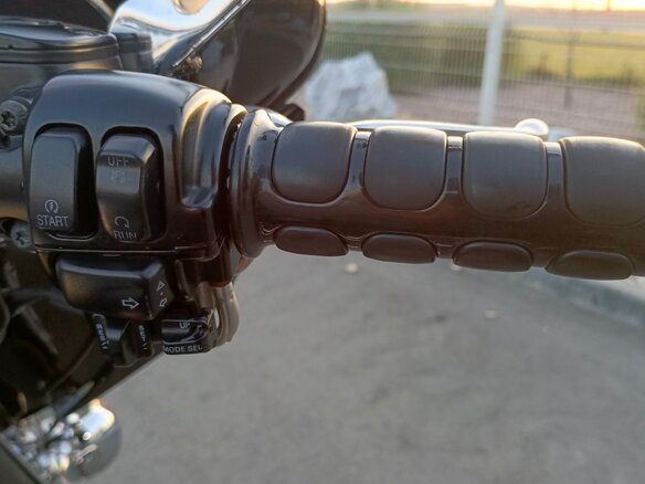 2003 Harley-Davidson Electra Glide, чёрный, 650000 рублей - вид 10