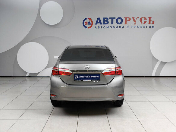 2015 Toyota Corolla XI (E160, E170, E180), коричневый - вид 3
