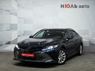 2019 Toyota Camry VIII (XV70), синий, 2990000 рублей, вид 1