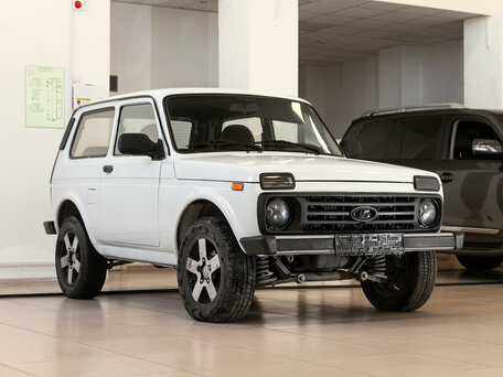2013 Lada (ВАЗ) 2121 (4x4) I Рестайлинг, белый, 400000 рублей, вид 1