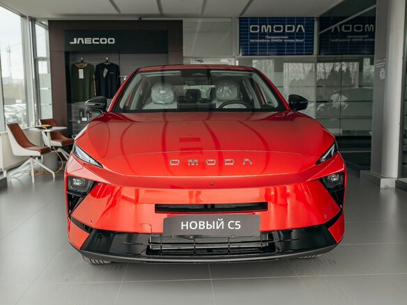 2026 Omoda C5 II, красный - вид 17