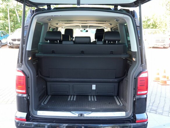 2018 Volkswagen Multivan T6, чёрный, 3700000 рублей - вид 25