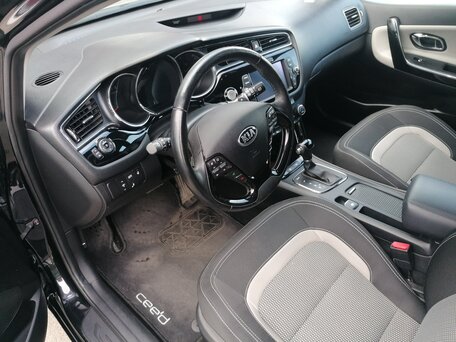 2016 Kia Ceed II Рестайлинг, чёрный, 1150000 рублей, вид 5