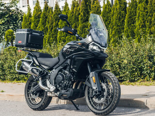 CFMoto 700MT