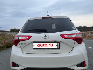 2019 Toyota Vitz III (XP130) Рестайлинг 2, белый, 770000 рублей, вид 2