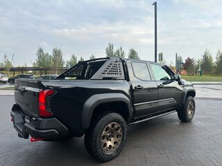 2026 Toyota Tacoma IV, чёрный, 10199000 рублей, вид 4