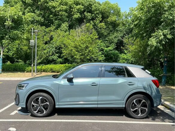 2022 Audi Q2 L e-tron I Рестайлинг, серый, 2080000 рублей - вид 7