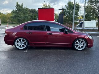 2008 Honda Civic VIII, красный, 880000 рублей, вид 4