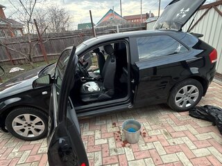 2008 Audi A3 II (8P) Рестайлинг 1, чёрный, 620000 рублей, вид 3