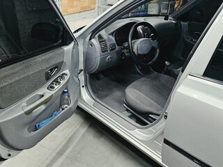 2006 Hyundai Accent ТагАЗ II, серебристый, 400000 рублей, вид 3