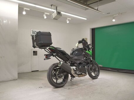 2022 Kawasaki Z 400, чёрный, 597000 рублей, вид 5