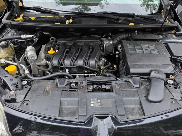 2011 Renault Megane III, серый, 619999 рублей - вид 6