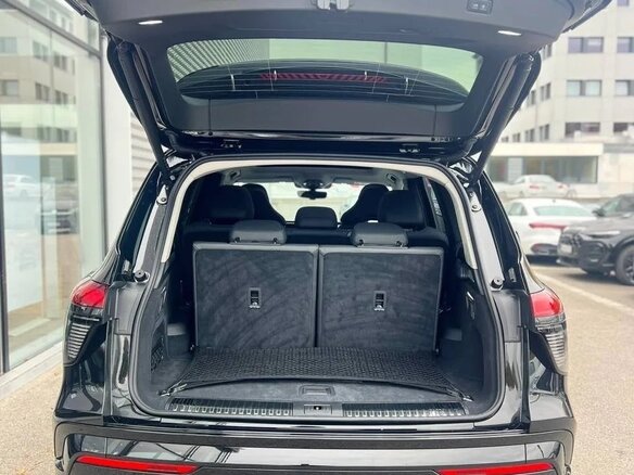 2026 Audi Q7 III (G8), чёрный, 17990000 рублей - вид 5