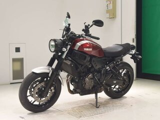 2018 Yamaha XSR700, красный, 555000 рублей, вид 4