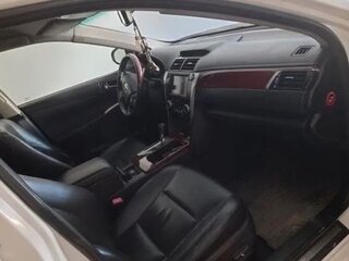 2012 Toyota Camry VII (XV50), белый, 1500000 рублей, вид 3