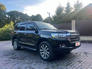 2016 Toyota Land Cruiser 200 Series Рестайлинг 2, чёрный, 5700000 рублей, вид 3