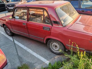 1997 Lada (ВАЗ) 2105, красный, 130000 рублей, вид 4
