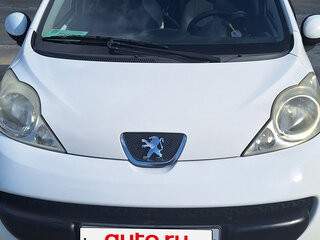 2007 Peugeot 107 I, белый, 325000 рублей, вид 1