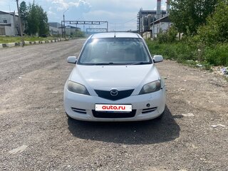 2004 Mazda Demio II (DY), белый, 290000 рублей, вид 1