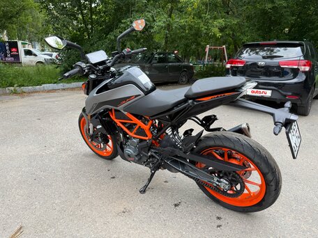 2022 KTM 390 Duke, серый, 550000 рублей, вид 3