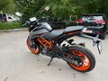 2022 KTM 390 Duke, серый, 550000 рублей - вид 2
