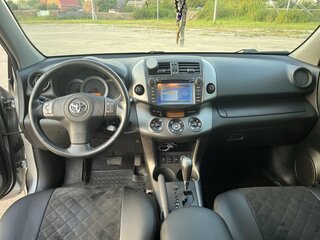 2011 Toyota RAV4 Long III (XA30) Рестайлинг, серебристый, 1390000 рублей, вид 5