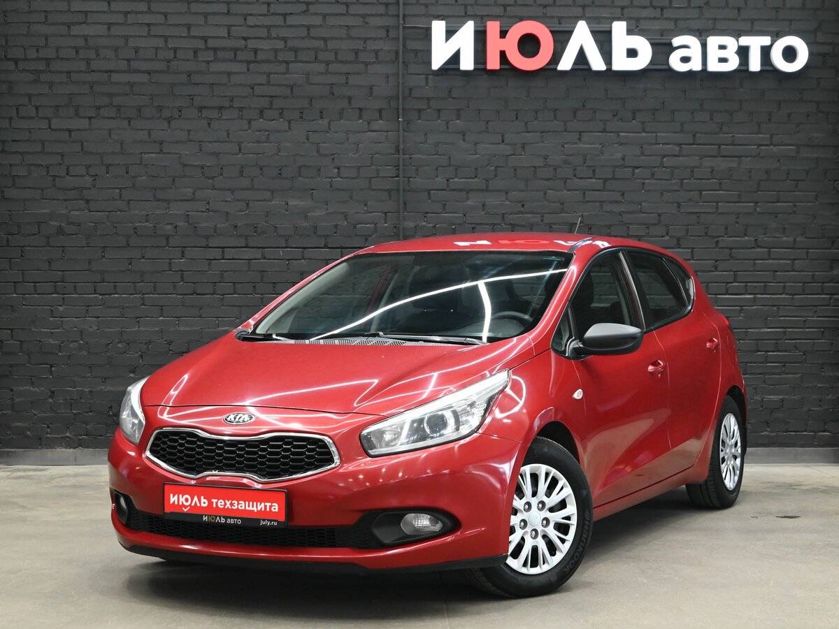 Открыть фотографии: Kia Ceed II