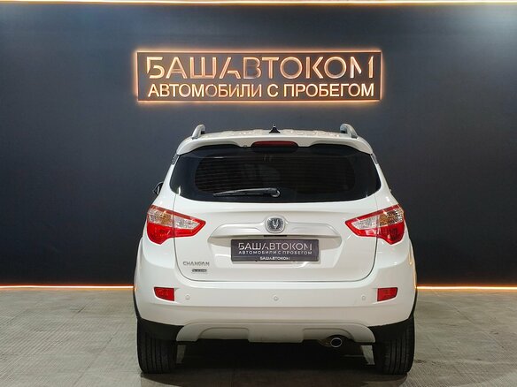 2019 Changan CS35, белый, 830000 рублей - вид 4