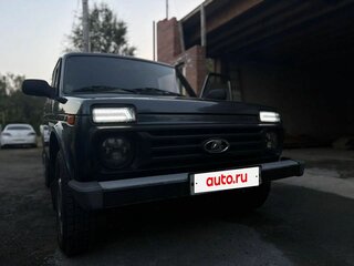 2018 Lada (ВАЗ) 2121 (4x4) I Рестайлинг, серебристый, 600000 рублей, вид 2