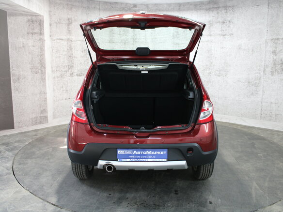 2012 Renault Sandero Stepway I, красный, 756000 рублей - вид 12