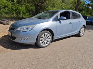 2011 Opel Astra J, серый, 690000 рублей, вид 1