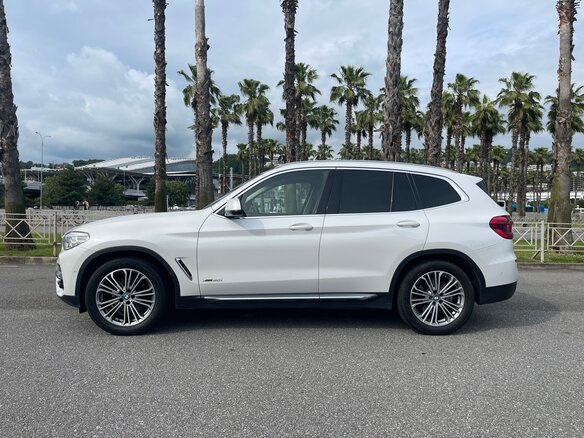 2018 BMW X3 20i xDrive III (G01), белый, 2950000 рублей - вид 9