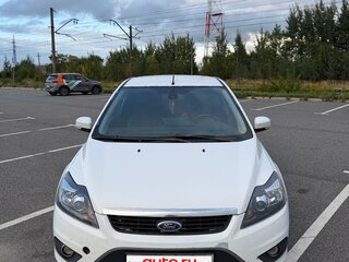 2009 Ford Focus II Рестайлинг, белый, 300000 рублей, вид 4