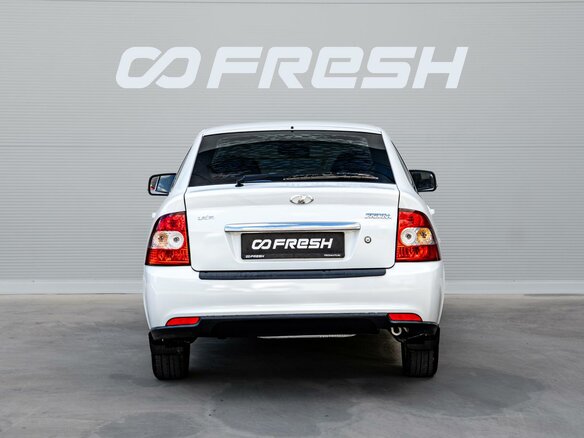 2010 Lada (ВАЗ) Priora I, белый, 470000 рублей - вид 3