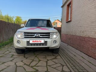 2014 Mitsubishi Pajero IV Рестайлинг 1, белый, 2230000 рублей, вид 1